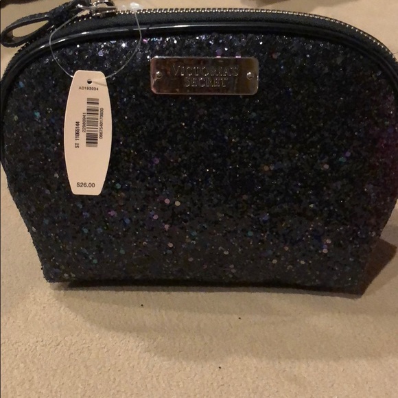 PINK Victoria's Secret Handbags - Victoria’s Secret Pink Cosmetic Case - NEW